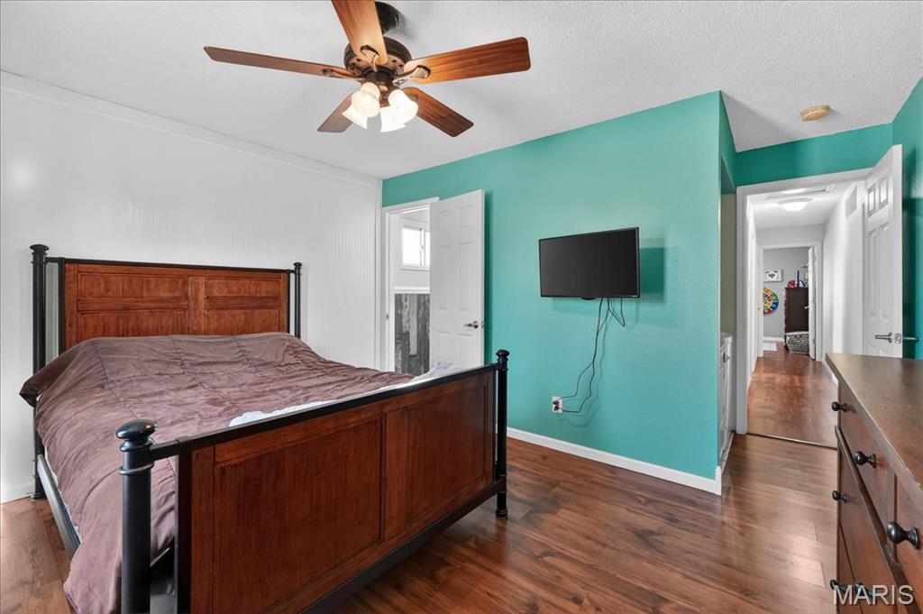 Coach Light Village 4 - Residential