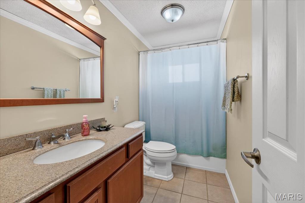 Coach Light Village 4 - Residential