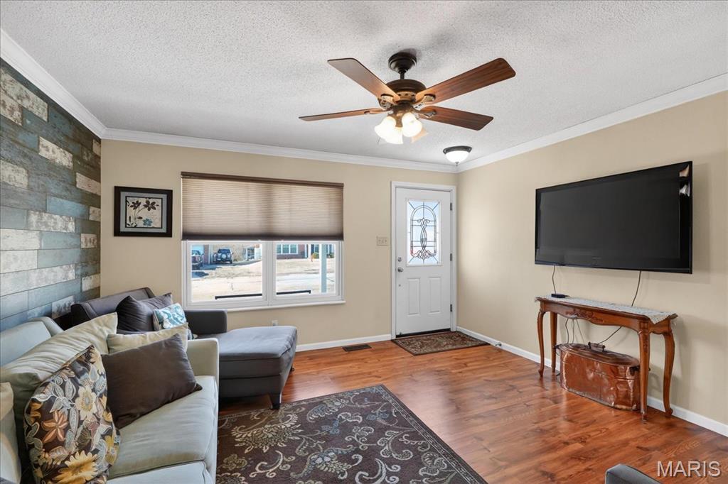 Coach Light Village 4 - Residential