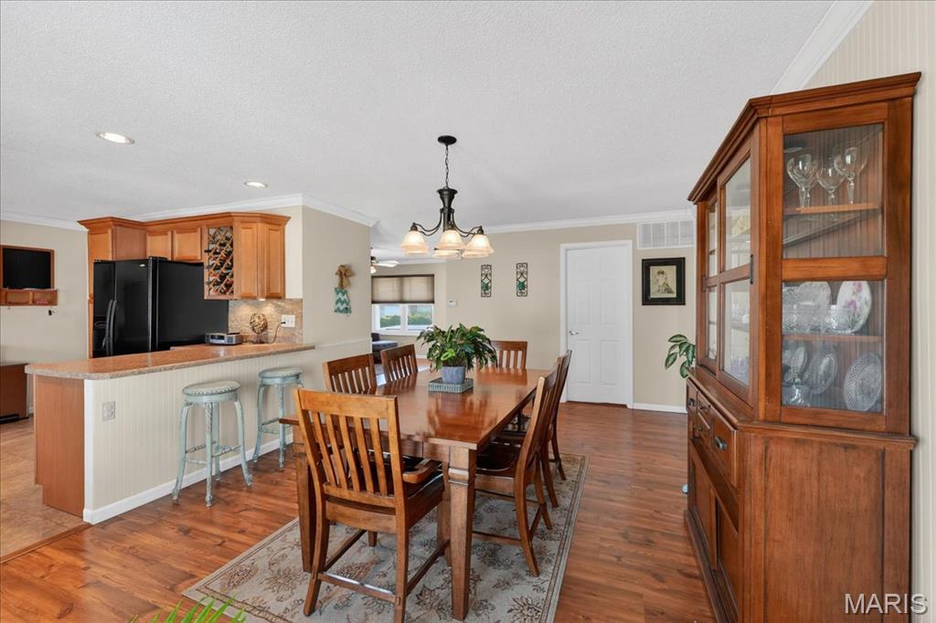 Coach Light Village 4 - Residential