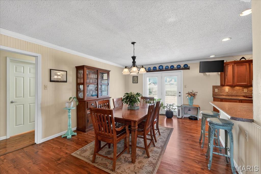 Coach Light Village 4 - Residential