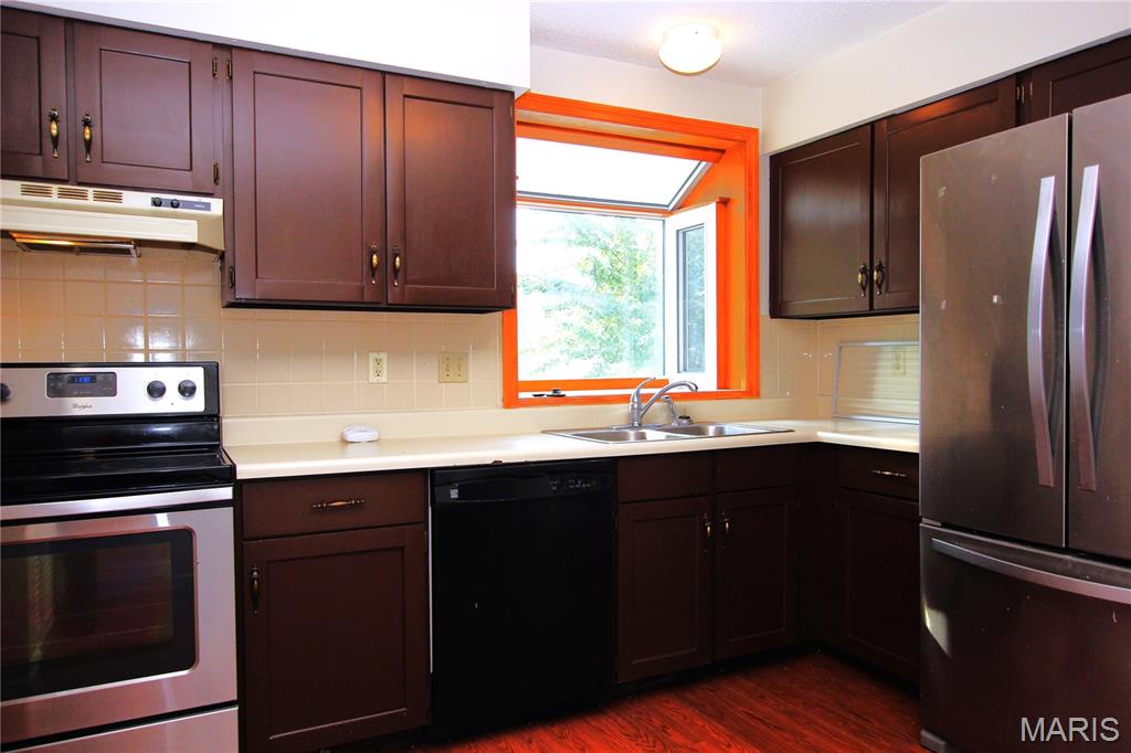 Homestead Estates - Residential Lease