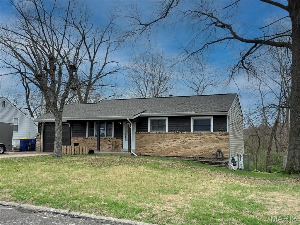 Photo of 4118 E Donaldson Drive, St Louis, MO 63129 (MLS # 26015900)