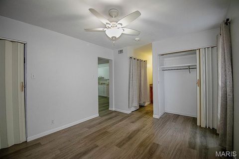 Tiny photo for 648 Coeur De Royale Drive #B, Creve Coeur, MO 63141 (MLS # 25055172)