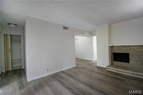 Tiny photo for 648 Coeur De Royale Drive #B, Creve Coeur, MO 63141 (MLS # 25055172)