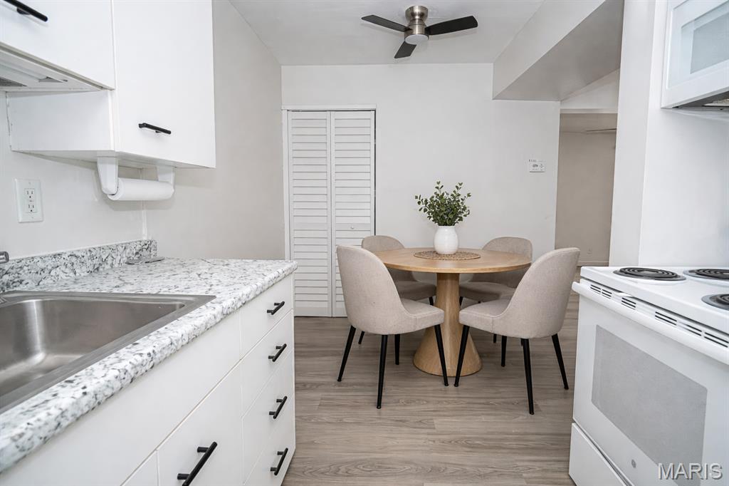 648 Coeur De Royale Drive B