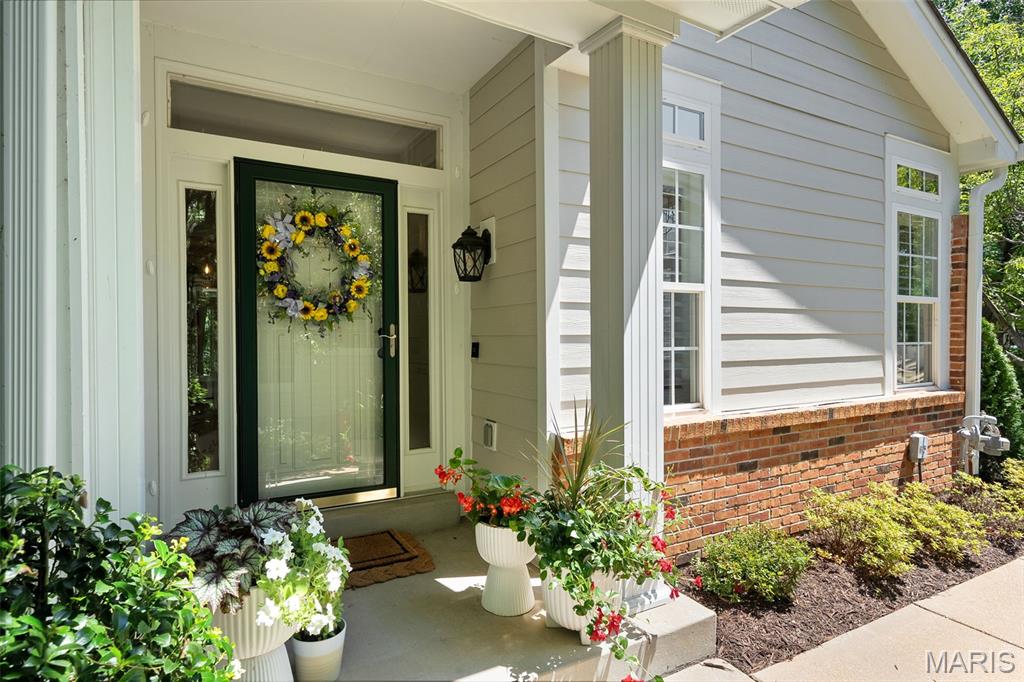 16791 Chesterfield Bluffs Circle