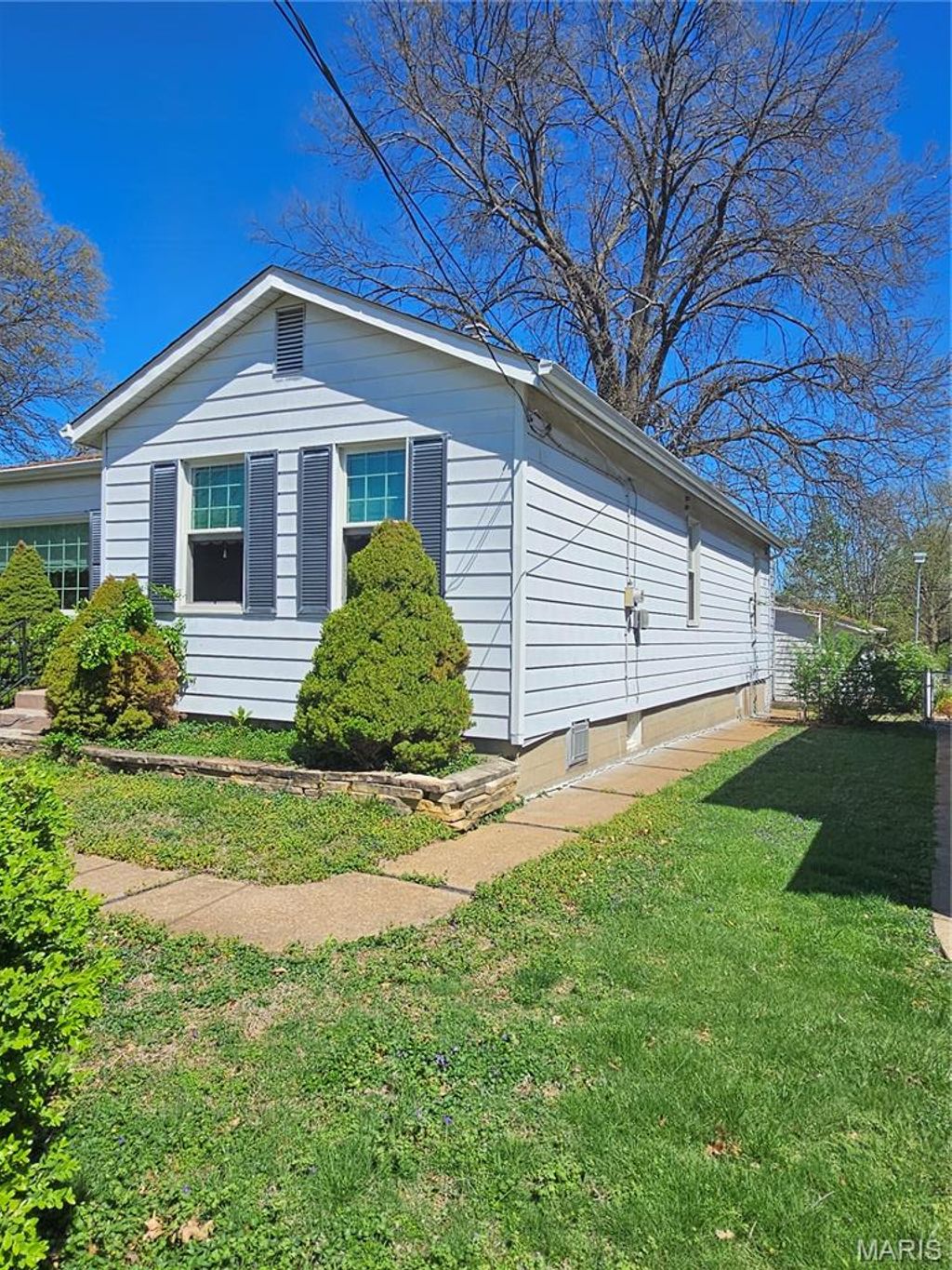 Photo of 3719 Orient Avenue, St Louis, MO 63125 (MLS # 26020075)