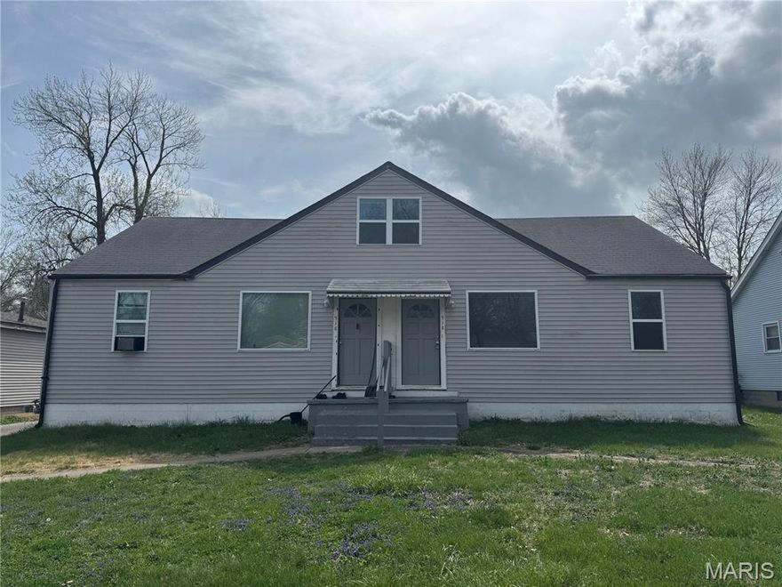 Welcome to 916 Murcia. This 2 unit is half rented and the other half ready for tenant or a live-in owner. 2 bed 1 bath on each side, with the second bedroom on the upper level being sectioned into two separate spaces. This could be made into a 3 bedroom. The property sits on a peaceful street in the neighborhood. If you are looking for an income producing property, grab your favorite realtor and schedule a showing today.