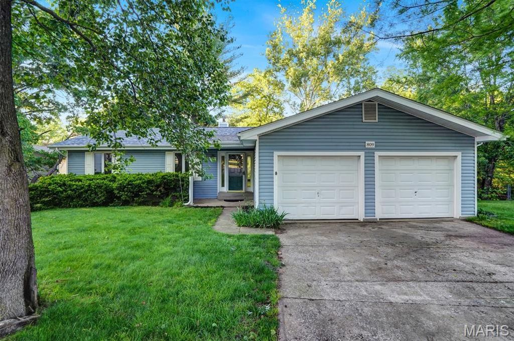 Photo of 809 Corey Court, Wentzville, MO 63385 (MLS # 26028819)