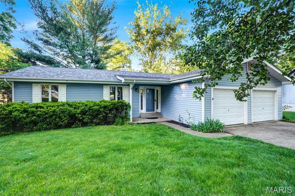 Photo of 809 Corey Court, Wentzville, MO 63385 (MLS # 26028819)