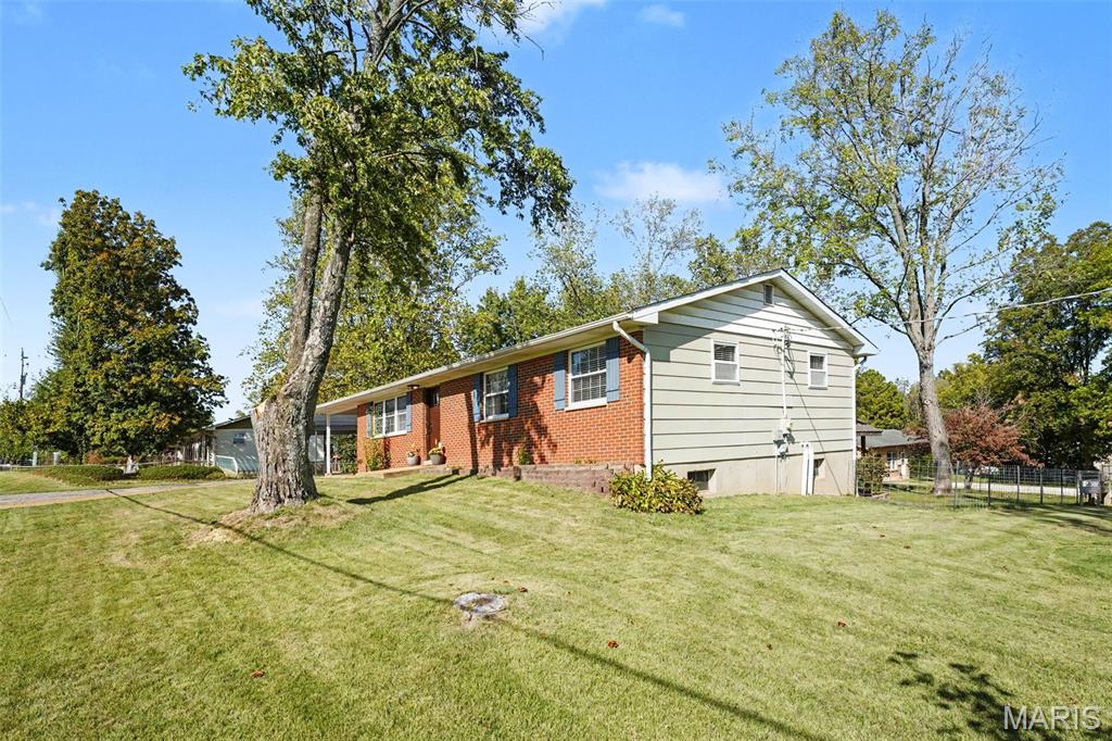 Photo of 7919 Graham Road, Unincorporated, MO 63016 (MLS # 26066968)