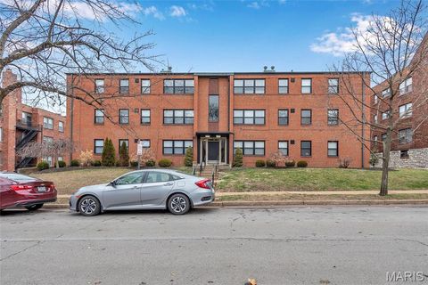 7553 Buckingham Drive Clayton MO 63105