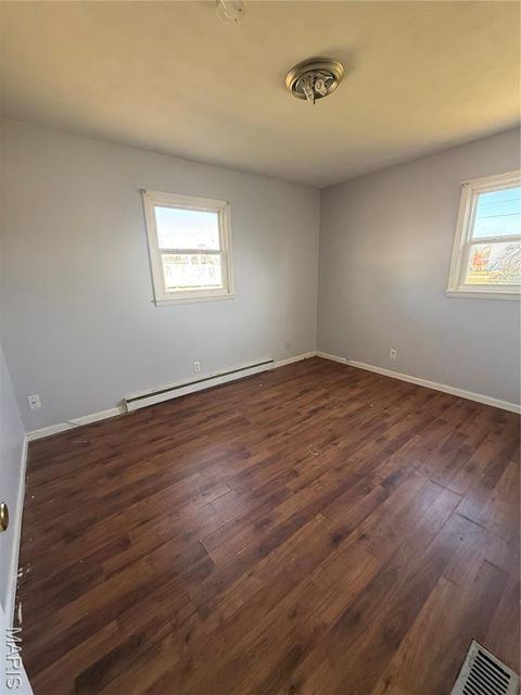 Tiny photo for 119 E Bibb Drive, Bowling Green, MO 63334 (MLS # 25066315)