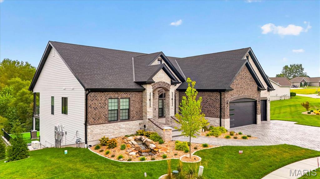 10 Crestwood Bend Court