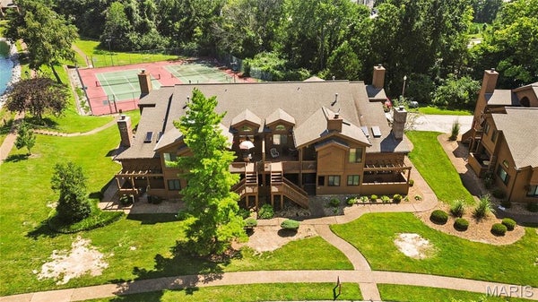 1702 HEMINGWAY LN APT D, WELDON SPRING, MO 63304 - Image 0e7a096d2a9eeceb68a7a09d4206366e/1727980451
