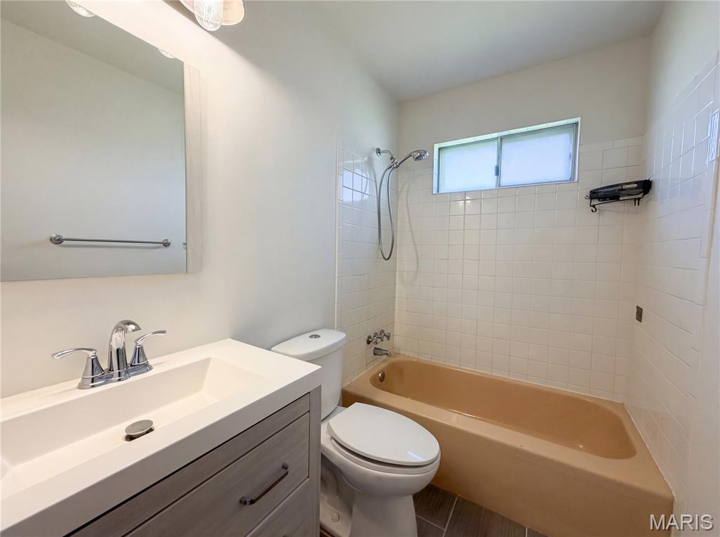 St Chas Hills #2 - Residential