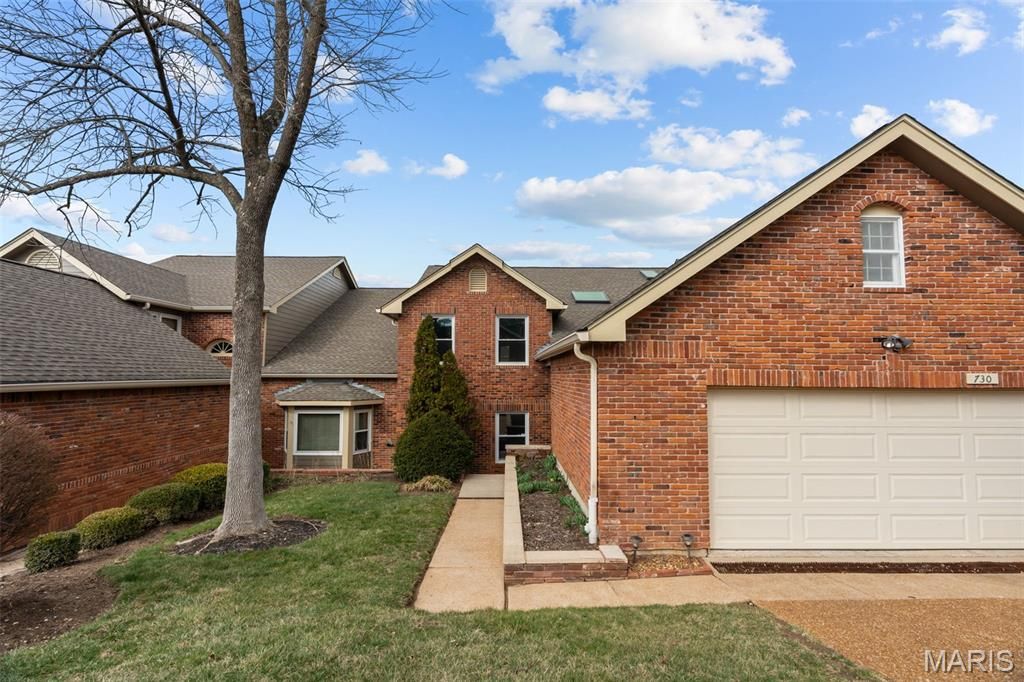 Photo of 730 Willow Spring Hill Court, Chesterfield, MO 63017 (MLS # 26014129)