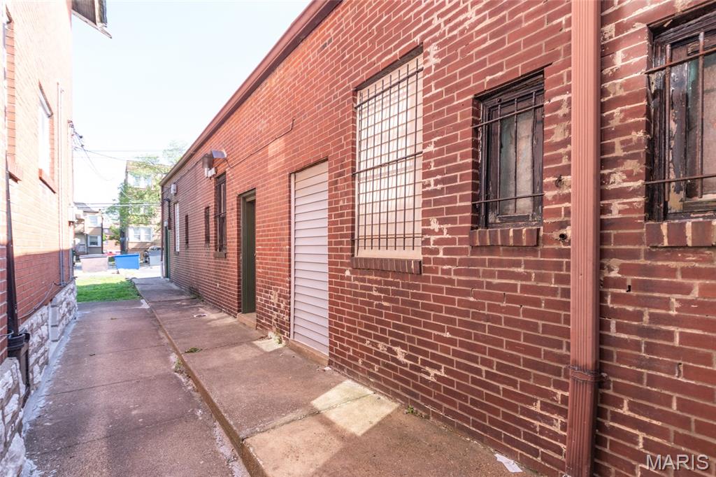 Grand Gravois Park - Commercial Sale