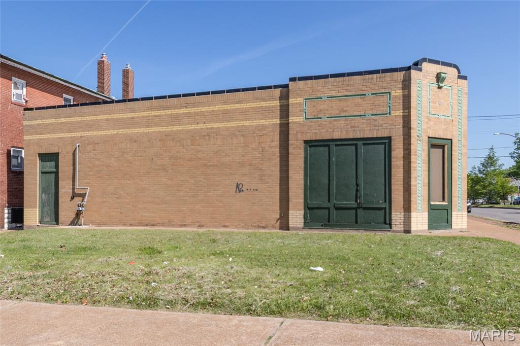 Grand Gravois Park - Commercial Sale