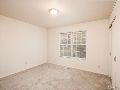 Tiny photo for 10636 Roanna Lane, St Louis, MO 63128 (MLS # 26018802)