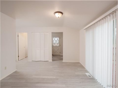 Tiny photo for 10636 Roanna Lane, St Louis, MO 63128 (MLS # 26018802)