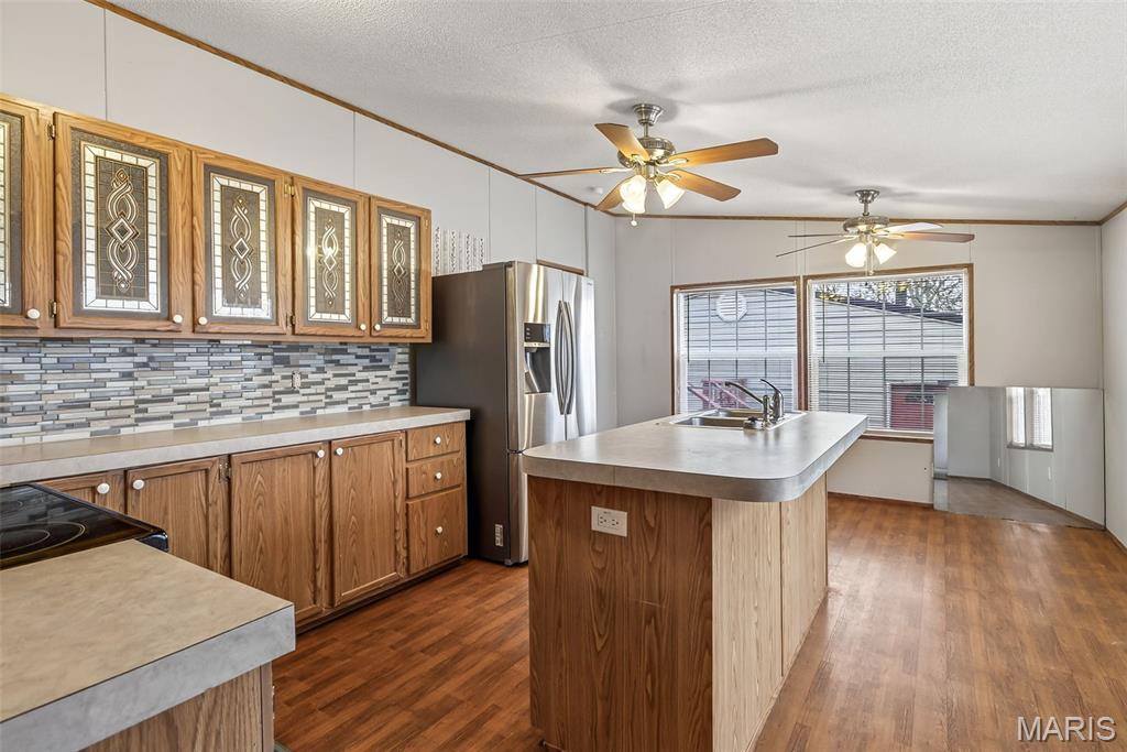 Valle Lake 01 - Residential