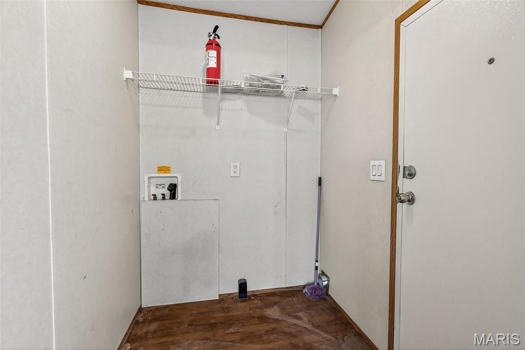 Valle Lake 01 - Residential