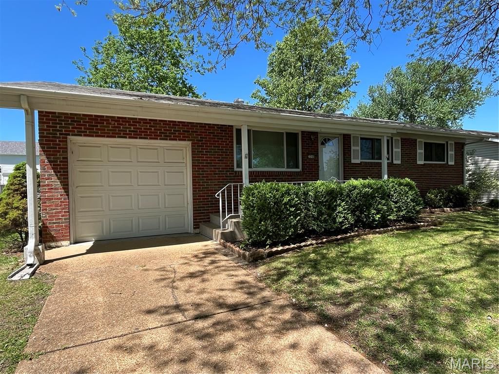 Photo of 3248 Biscayne Boulevard, Arnold, MO 63010 (MLS # 26023163)