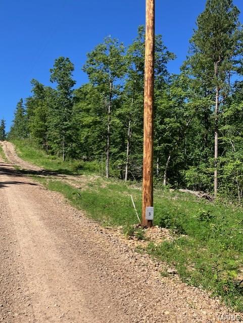 Cherokee Pass - Land