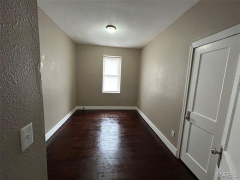 Tiny photo for 3941 Minnesota Avenue, St Louis, MO 63118 (MLS # 26012534)