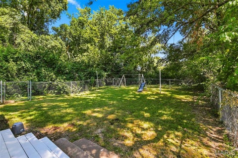 Tiny photo for 350 N New Florissant Road, St Louis, MO 63031 (MLS # 26057265)