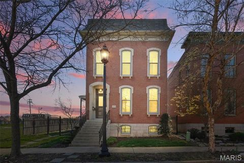 1212 Dolman Street St Louis MO 63104