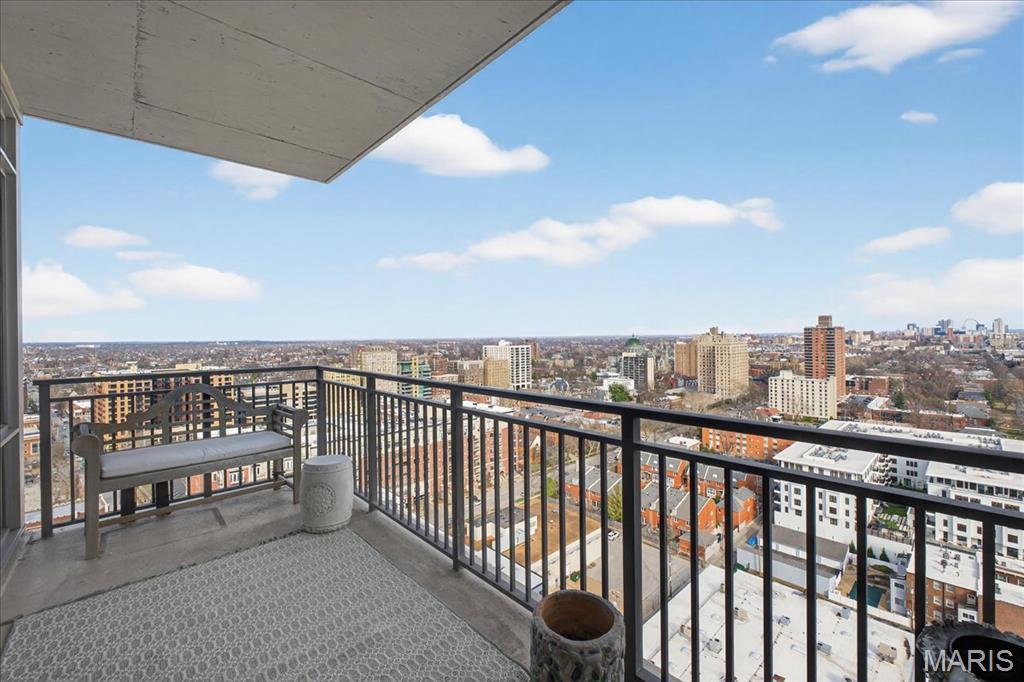 Park East Tower - Residential