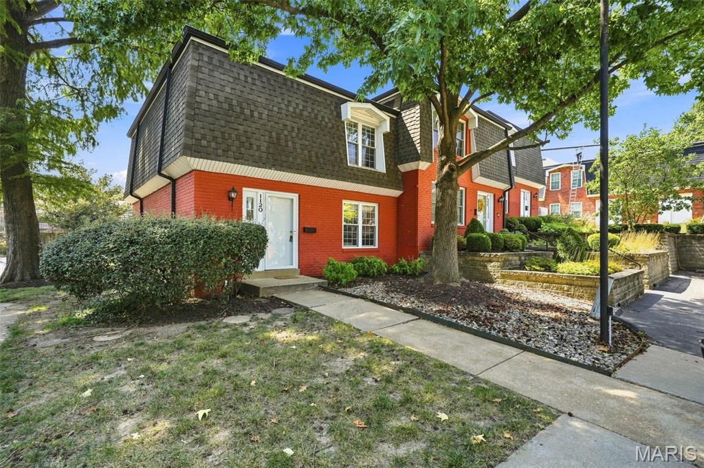 1120 Beau Jardin Court