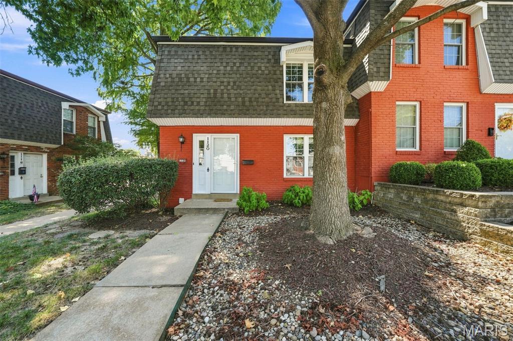 1120 Beau Jardin Court