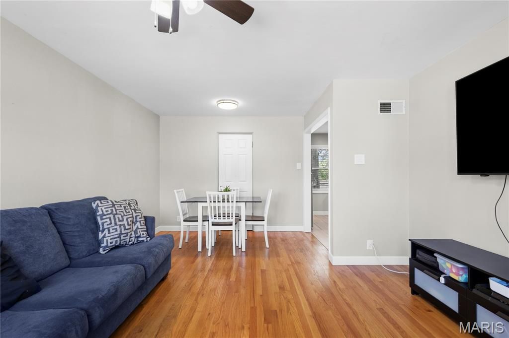 Photo of 9524 Starboard Drive, St Louis, MO 63123 (MLS # 26005973)