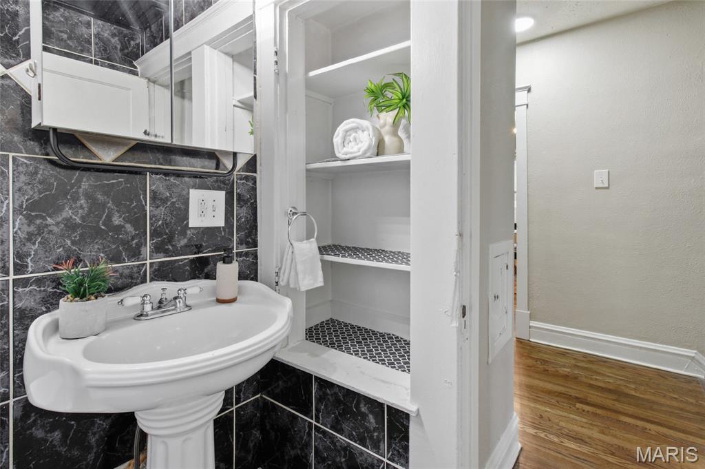 Southampton Add - Residential Income