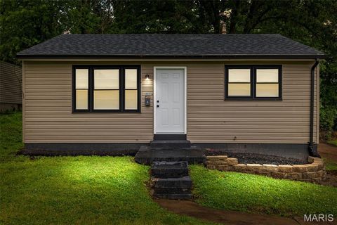 8950 Higginson Drive Bel Ridge MO 63121