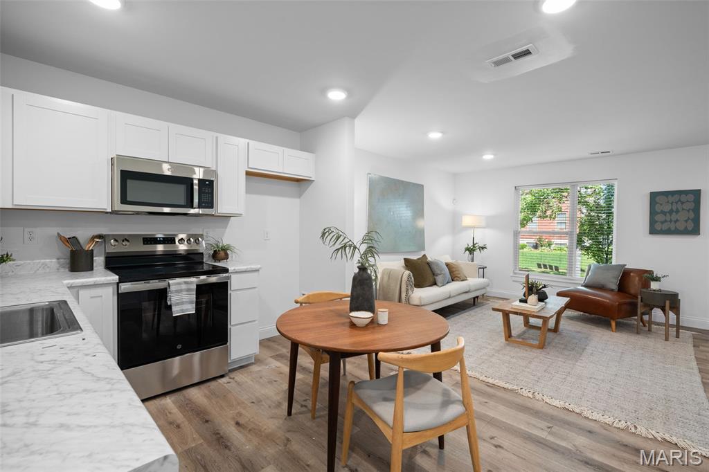 St Louis Commons Add - Residential