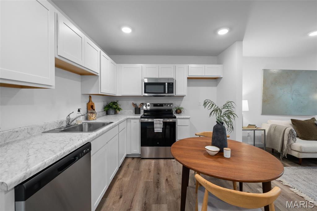 St Louis Commons Add - Residential