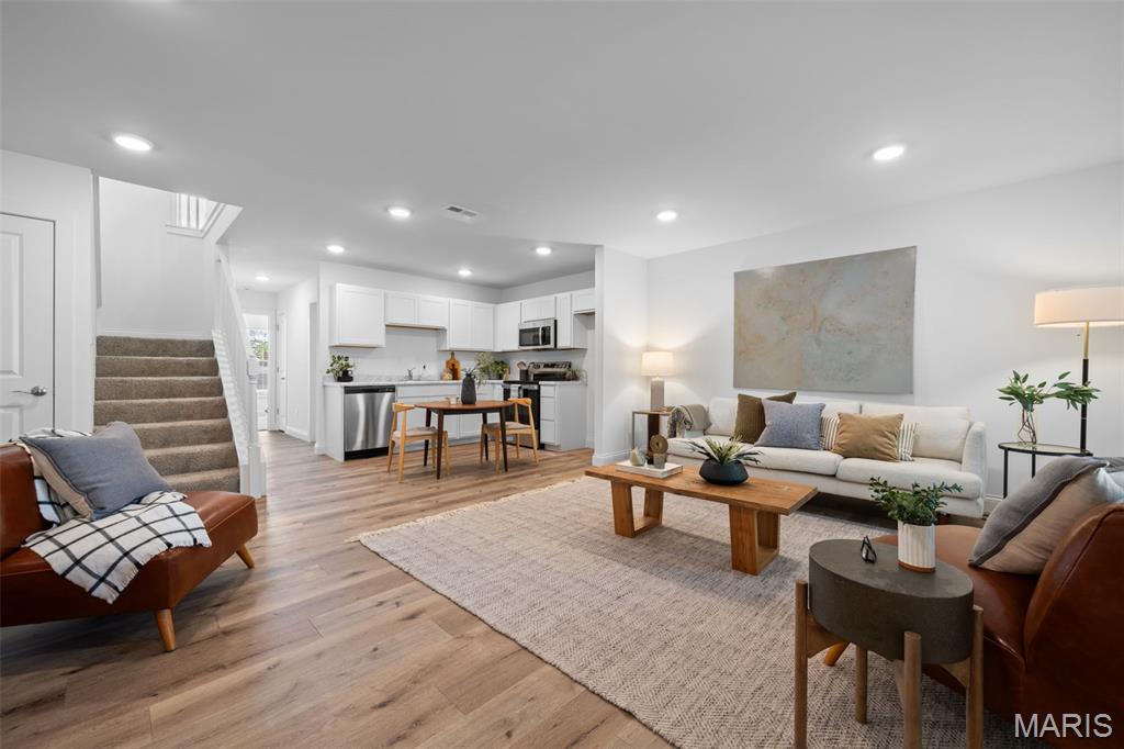 St Louis Commons Add - Residential