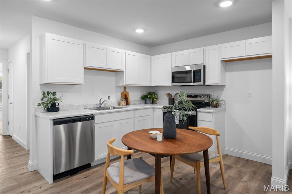 St Louis Commons Add - Residential
