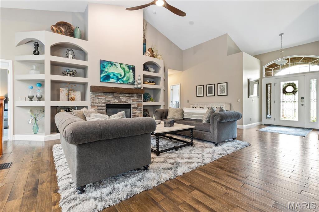 317 Highland Meadows Court