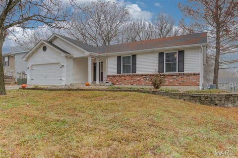 Photo of 3833 Silver Ridge, St Peters, MO 63376 (MLS # 25058485)