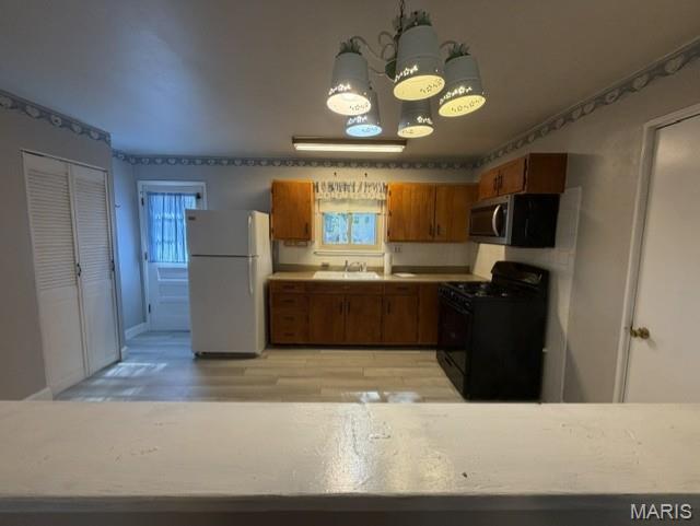 660 Central Parkway