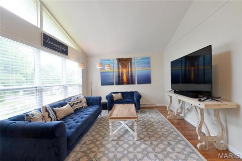 Tiny photo for 220 Chamberlin Drive, Ballwin, MO 63021 (MLS # 26004058)