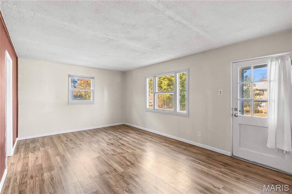 940 Brookside Avenue