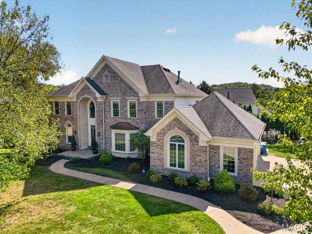 17915 White Robin Court