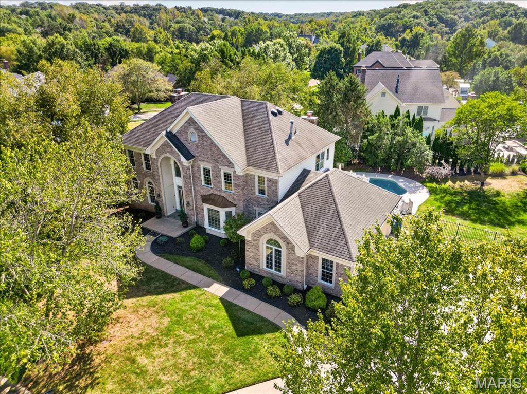 17915 White Robin Court